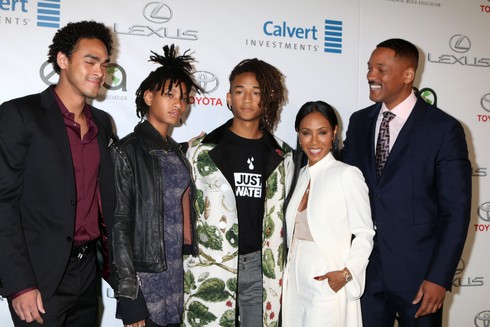 26th Annual Environmental Media Awards (EMA) - Arrivals Featuring: Trey Smith, Willow Smith, Jaden Smith, Jada Pinkett Smith, Will Smith Where: Los Angeles, California, United States When: 22 Oct 2016 Credit: Nicky Nelson/WENN.com 26th Annual Environmental Media Awards (EMA) - Arrivals Featuring: Trey Smith, Willow Smith, Jaden Smith, Jada Pinkett Smith, Will Smith Where: Los Angeles, California, United States When: 22 Oct 2016 Credit: Nicky Nelson/WENN.com