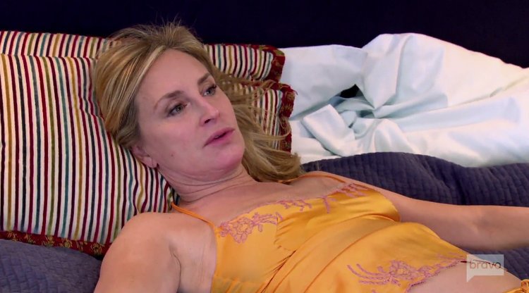 Sonja-Morgan-Yellow-Neglige-Bed-RHONY