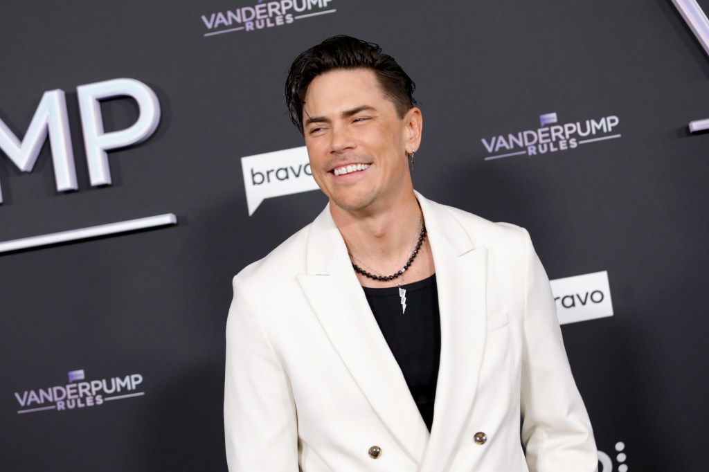 Tom Sandoval at the VPR Season 11 premiere wearing a lightning bolt necklace