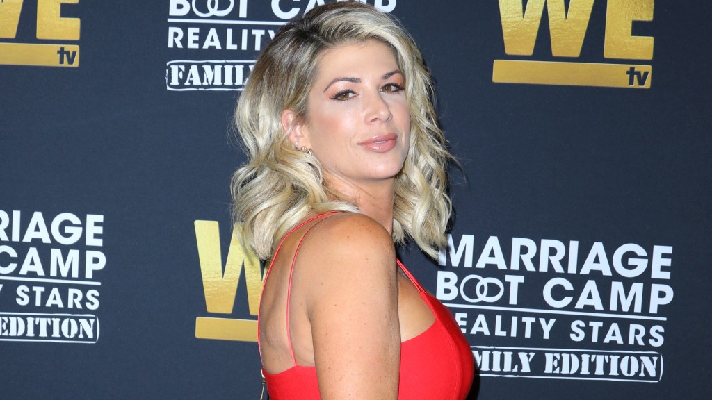 Alexis Bellino, who has discussed her living situation with boyfriend John Janssen