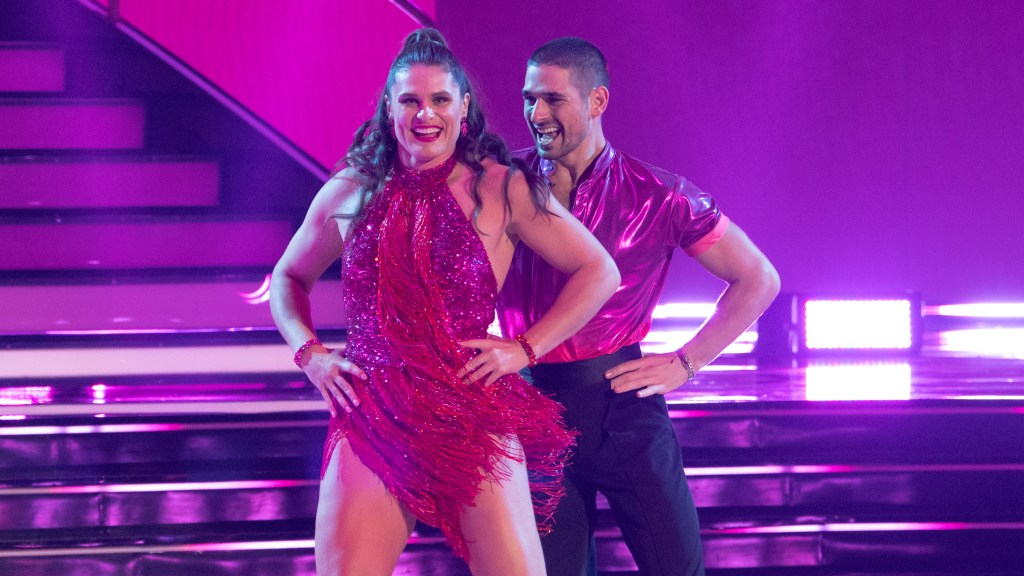 Dancing with the Stars Season 33, Episode 1 recap