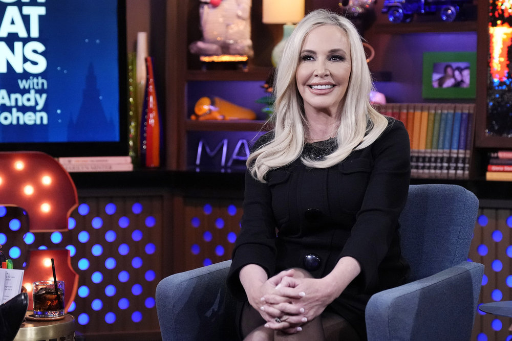 Shannon Beador clasping her knee on WWHL.