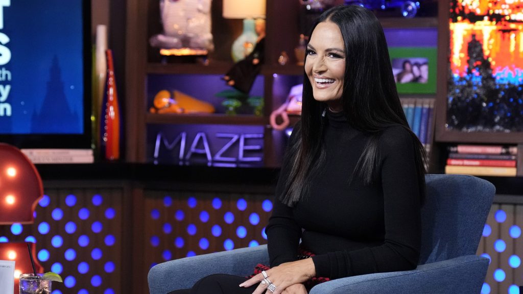 RHOSLC Lisa Barlow on WWHL