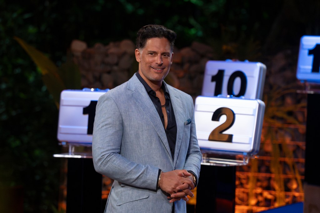 Joe Mangiello Deal or No Deal Island