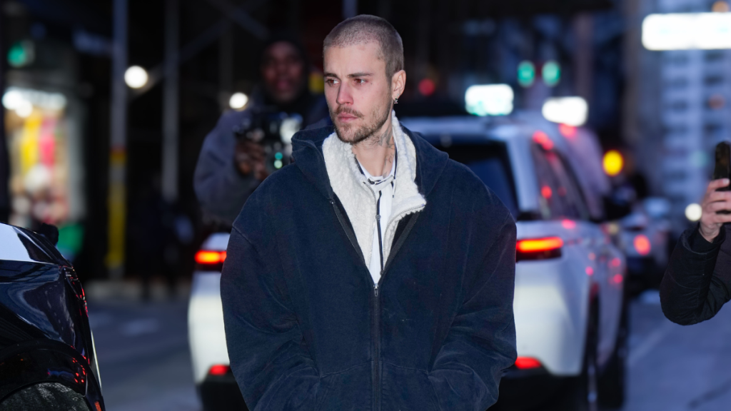 Justin Bieber paparazzi clash video