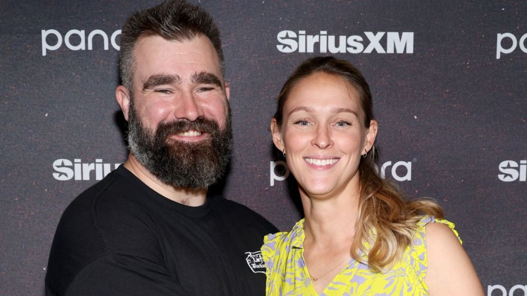 Jason Kylie Kelce baby no. 4