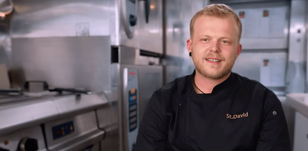 Chef Lawrence Snowden - Below Deck Season 12