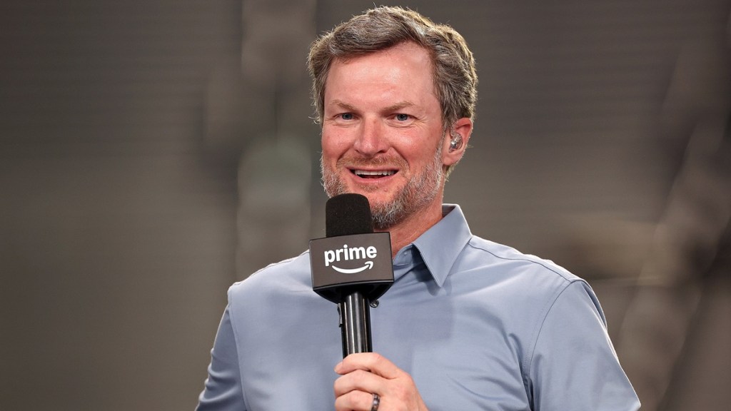 Dale Earnhardt Jr Net Worth 2025: How Much Money Does He Make?