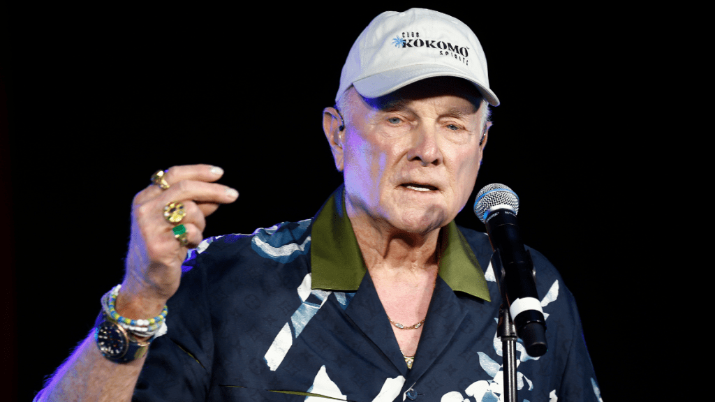 Mike Love Net Worth
