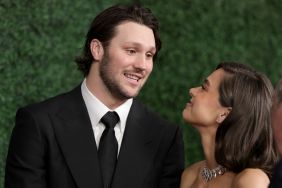 Hailee Steinfeld Josh Allen