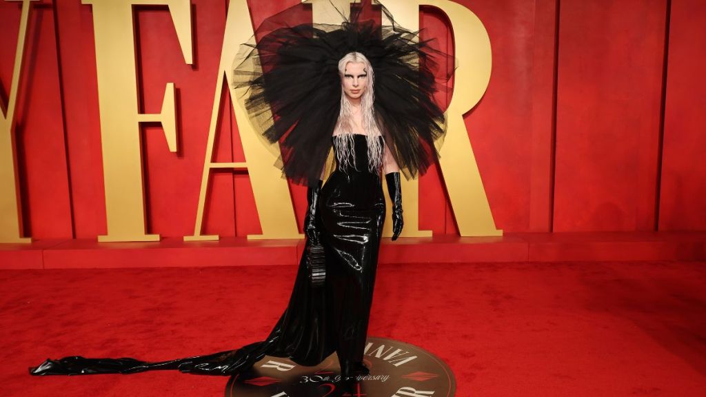 Julia Fox Blake Lively lawsuit