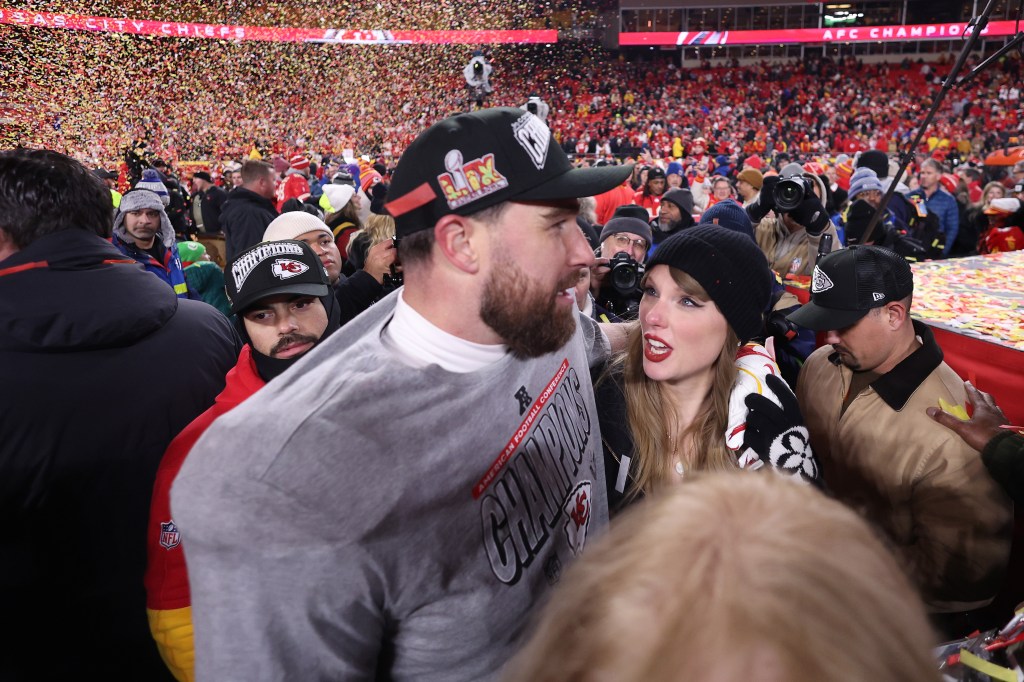 Travis Kelce and Taylor Swift 