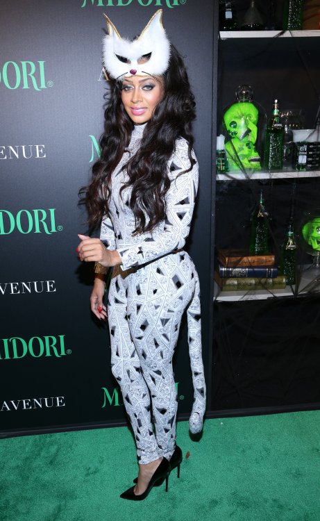 kim kardashian halloween 3 281012